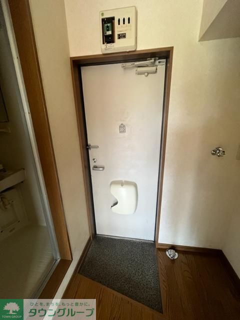 玄関　設備
