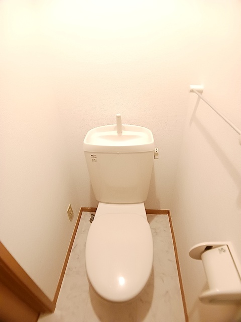 パークサイドハイムCのトイレ写真