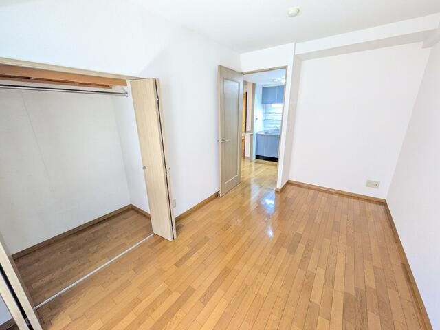 タウゼン・プラッツ長町の居間写真