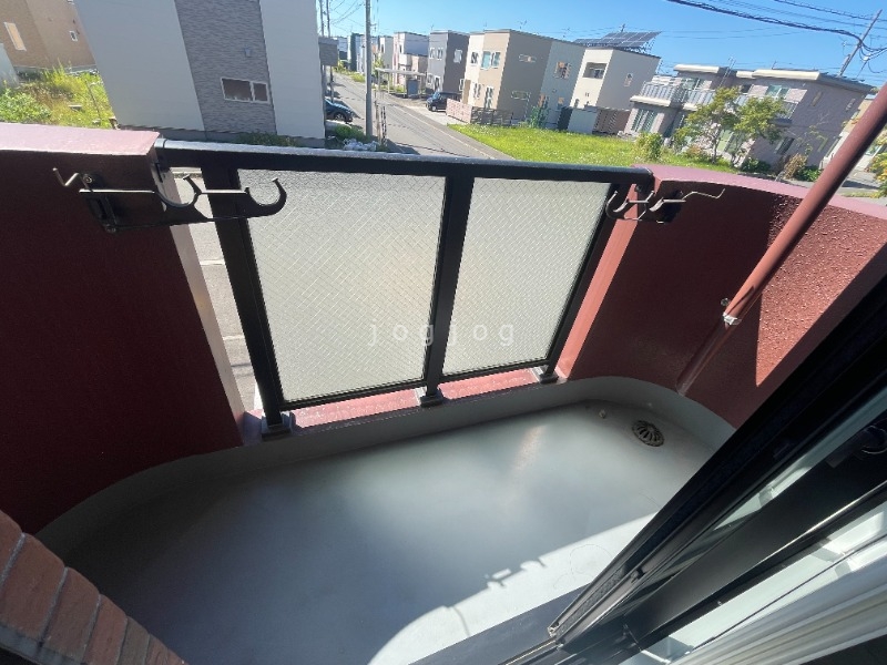 バルコニー　広々としたバルコニーです。