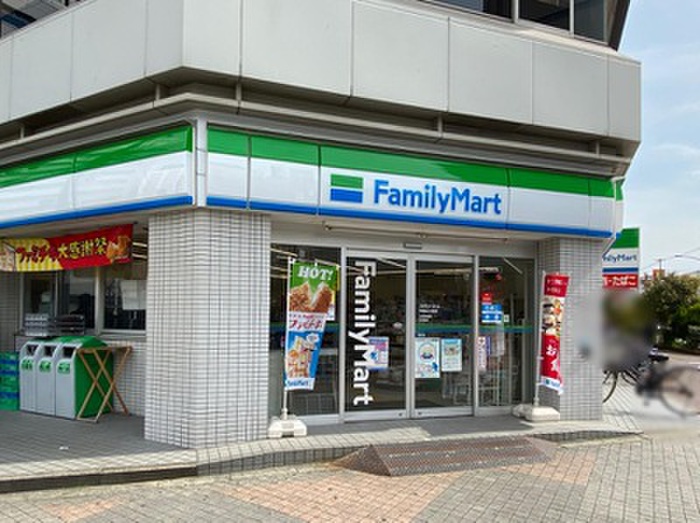 コンビニ　ファミリーマート布施広小路店（コンビニ）まで335m