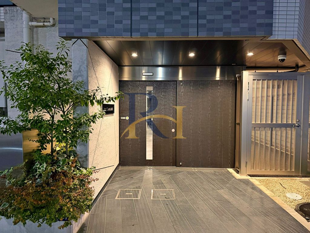 東京メトロ日比谷線 秋葉原駅 徒歩10分 築7年