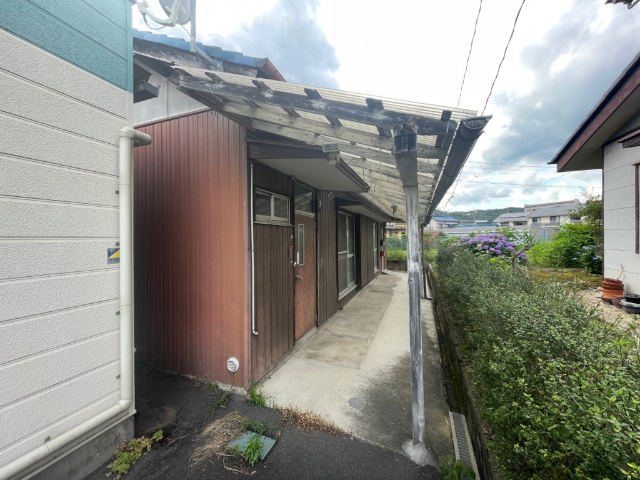 泉神栄町貸家の外観写真