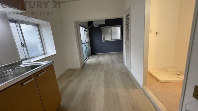 居室・リビング　２面採光の明るいお部屋です♪