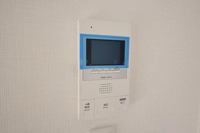 セキュリティ　★安心のモニタ付きドアホンです★
