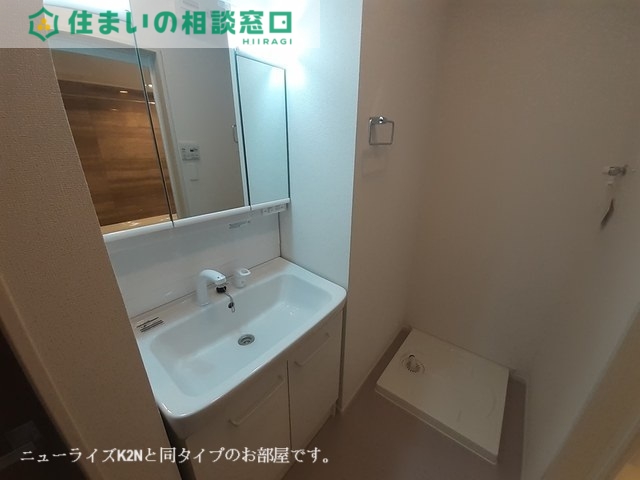 名鉄名古屋本線 東岡崎駅 バス乗車時間：19分 最寄りバス停で下車 徒歩11分 2階建 築1年の内装写真