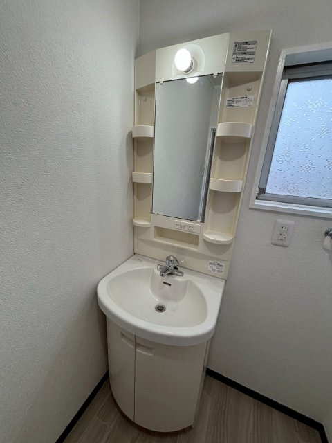 光風台6丁目7-3貸家の内装写真