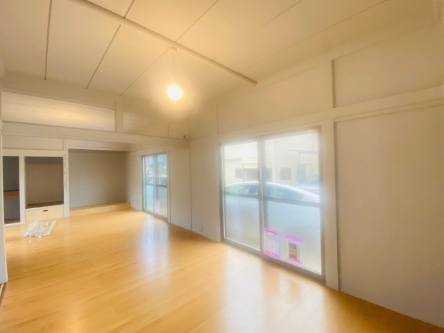 Yatano FOR RENTの居間写真