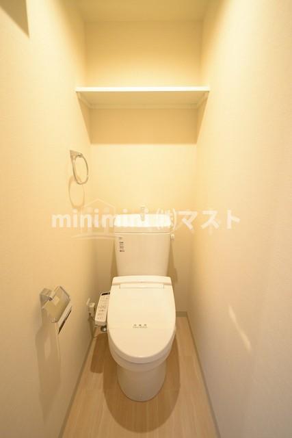 地下鉄長堀鶴見緑地線 ドーム前千代崎駅 徒歩5分 12階建 築10年のトイレ写真