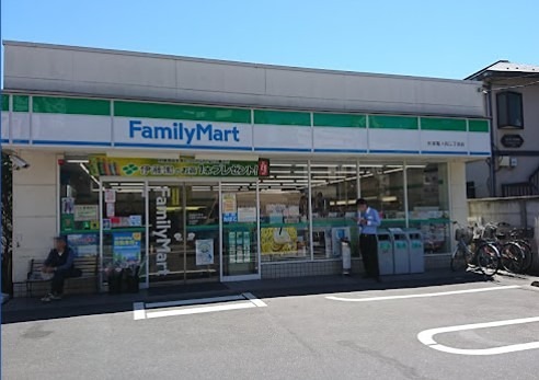 コンビニ　ファミリーマート 杉並堀ノ内三丁目店（コンビニ）まで190m