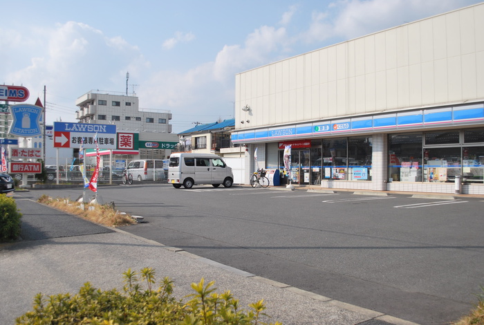 コンビニ　ローソン（コンビニ）まで83m