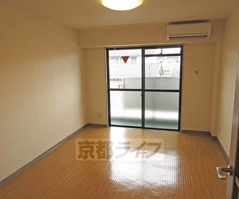 居室・リビング　綺麗なお部屋です・