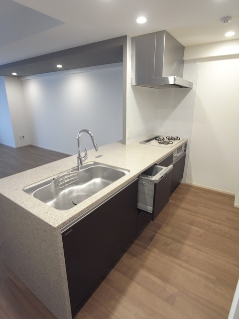 RESIDENCE KIKUZAKAのキッチン写真