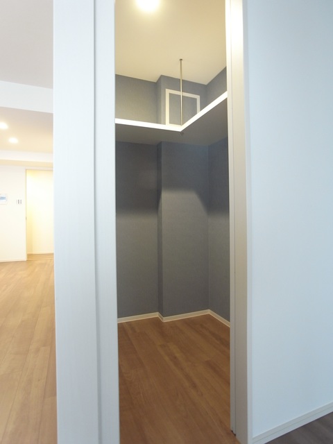 RESIDENCE KIKUZAKAの内装写真