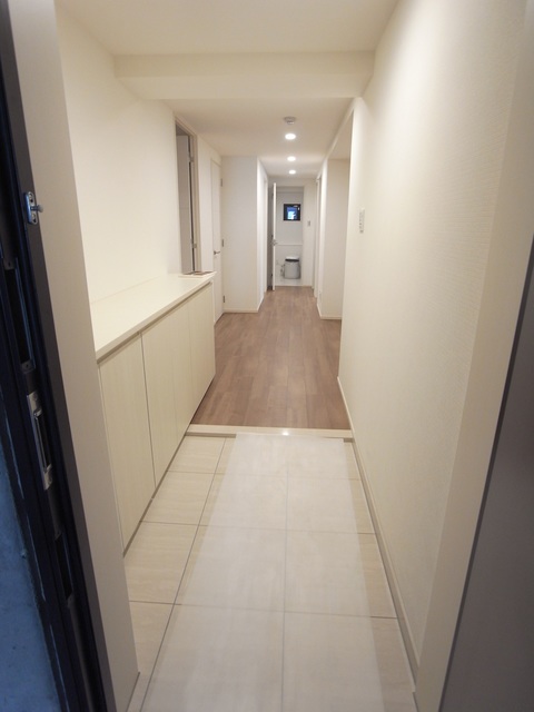 RESIDENCE KIKUZAKAの玄関写真