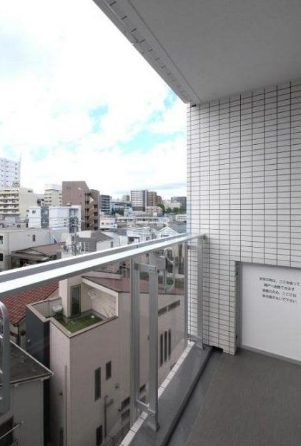 バルコニー　うれしいバルコニー付き！