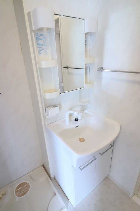 洗面設備　※同物件、別部屋になります。