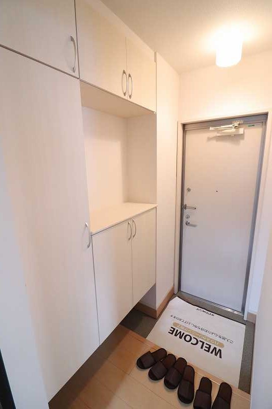 玄関　※同物件、別部屋になります。