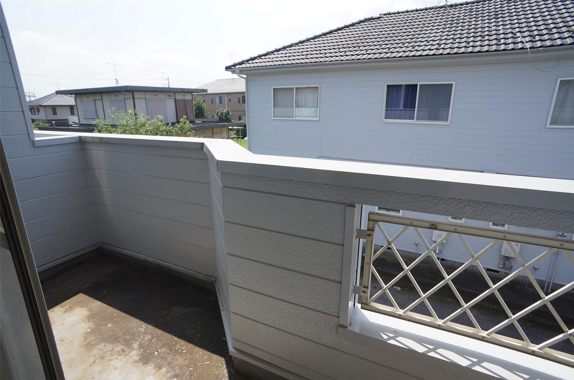 バルコニー　日当たりのいいベランダです。