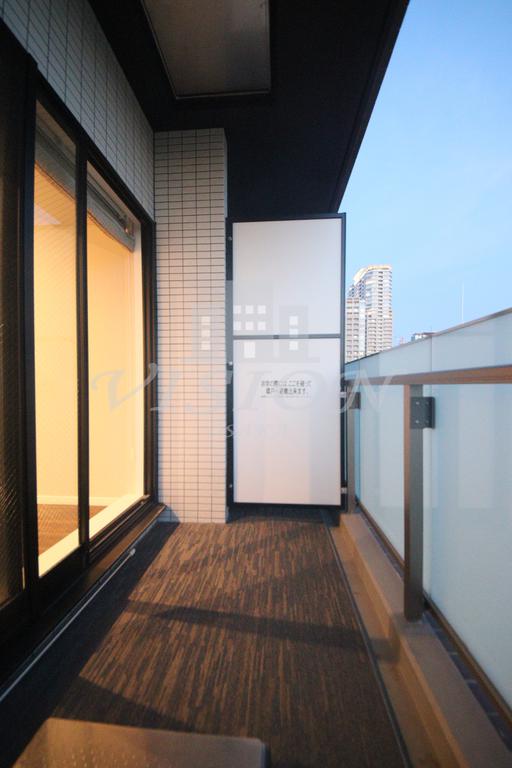 バルコニー　写真は同シリーズのものです。