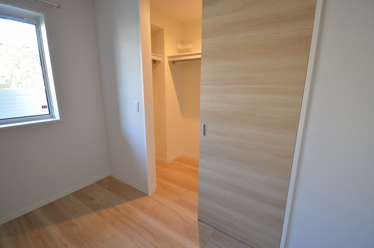 収納　ウォークインクローゼット