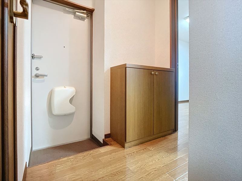 サンライフ南新保の玄関写真