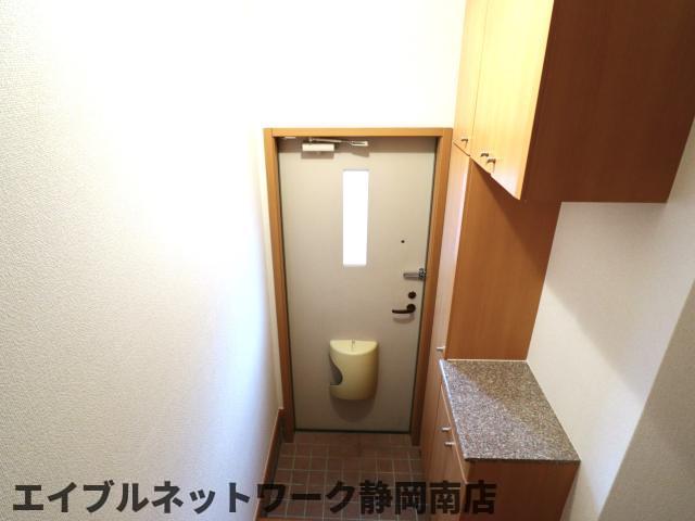 玄関　シンプルで使いやすい玄関です