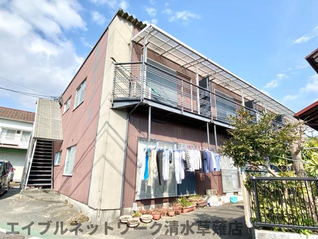 【静岡市葵区南瀬名町のマンションの建物外観】