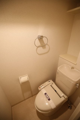 東京メトロ丸ノ内線 後楽園駅 徒歩8分 8階建 築24年のトイレ写真