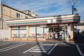 コンビニ　セブンイレブン横浜池辺町店（コンビニ）まで417m