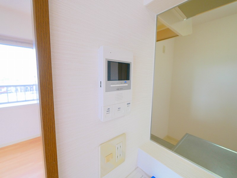 セキュリティ　セキュリティ対策にモニターホン＆オートロック♪