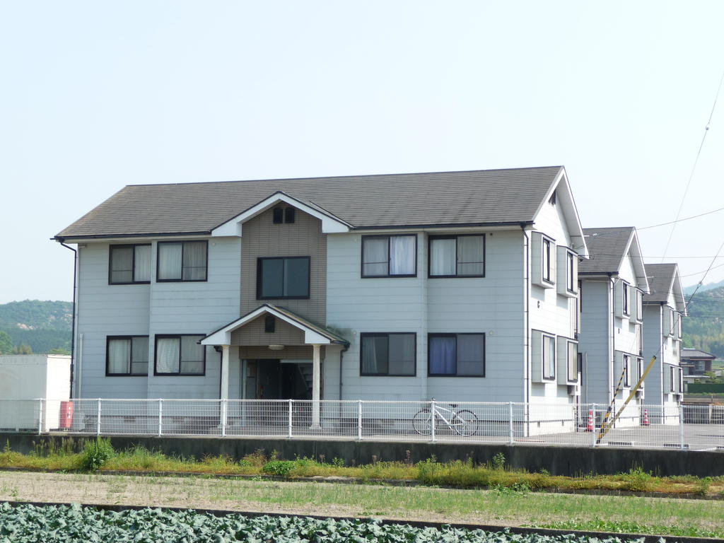 ＪＲ高徳線 神前駅 徒歩29分 2階建 築26年の外観写真
