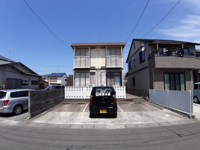 静岡県浜松市中央区植松町（アパート）の賃貸物件の外観