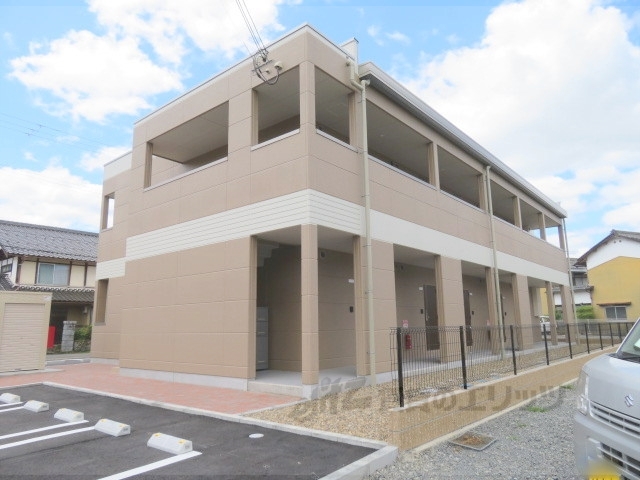 福知山市土師新町のアパートの建物外観