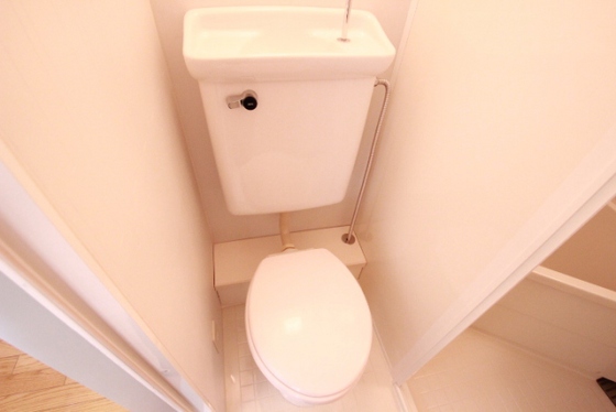 トイレ　※別部屋の写真です