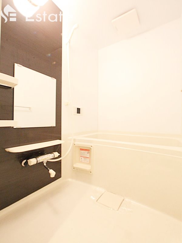 バス・シャワールーム　バスルーム