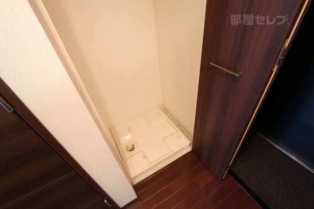 その他部屋・スペース　洗濯機隠せます。