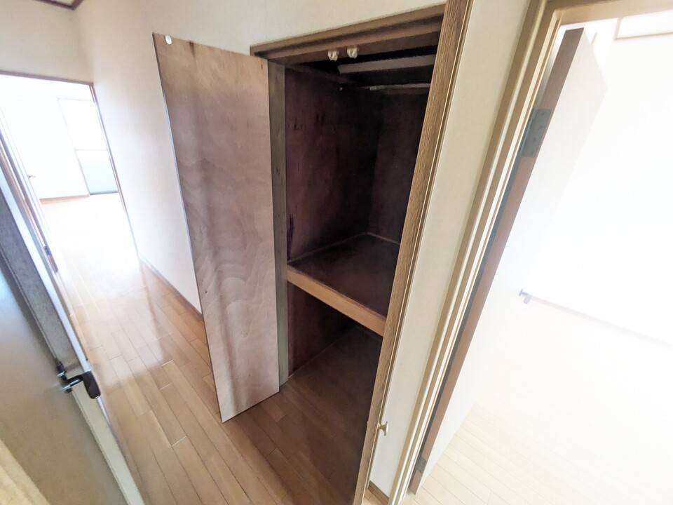 収納　クローゼット