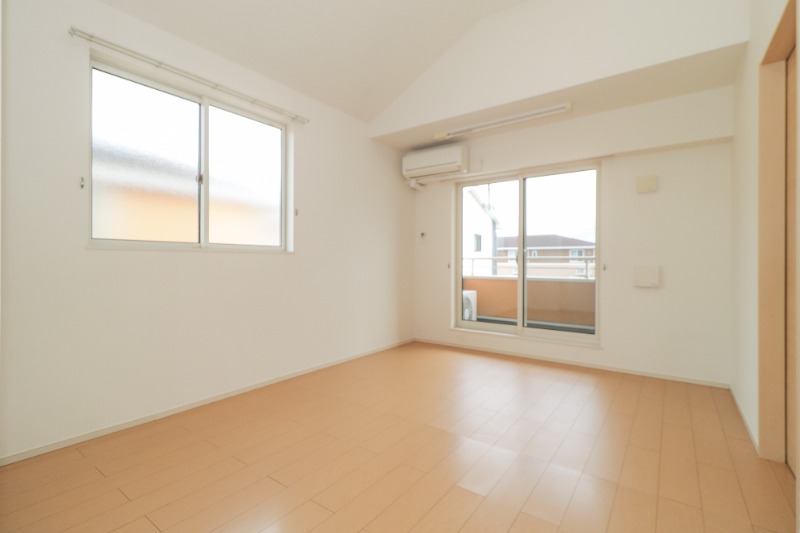 居室・リビング　図面と現状に相違がある場合には現状を優先