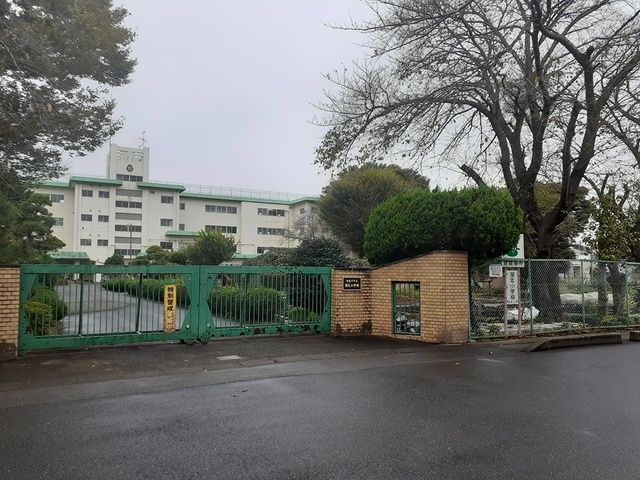 【フェリーチェＢの小学校】