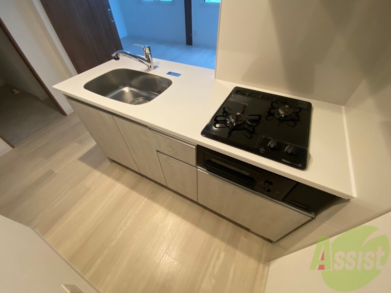 キッチン　キッチンです。一人暮らしなら十分な大きさですね。