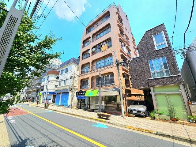 大田区田園調布のマンションの建物外観