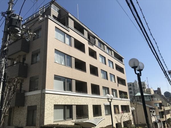 ファスタージュ北野ハンター坂の建物外観