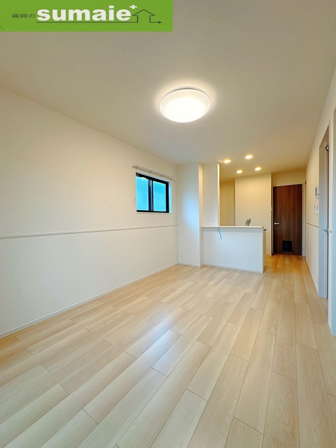 居室・リビング　同仕様写真