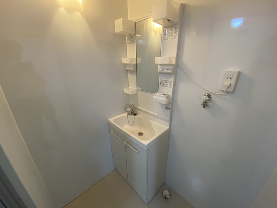 洗面設備　※別部屋の写真です
