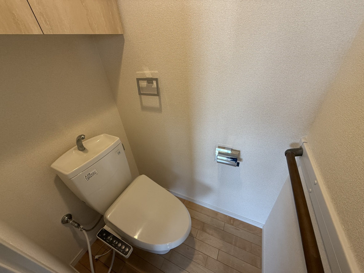 ロイヤルクレスト金山のトイレ写真