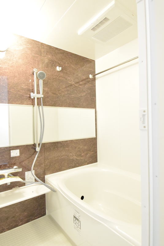 バス・シャワールーム　バス