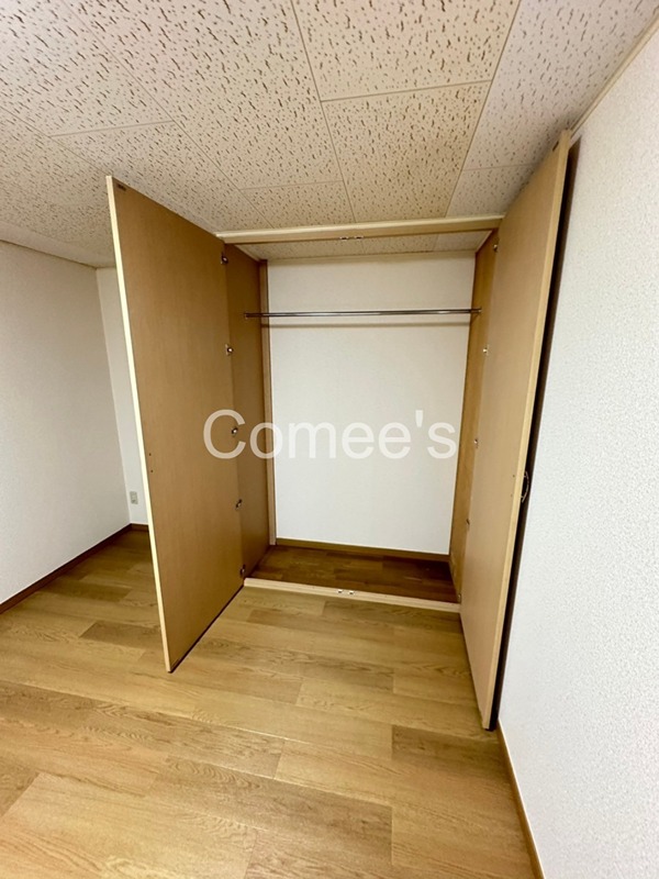 収納　クローゼット