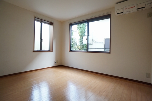居室・リビング　明るく広々したお部屋です！