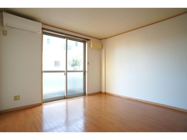 居室・リビング　エアコン付き